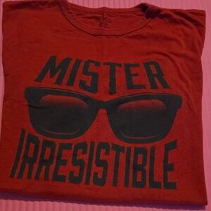 Place Red Mister Irresistible Tee